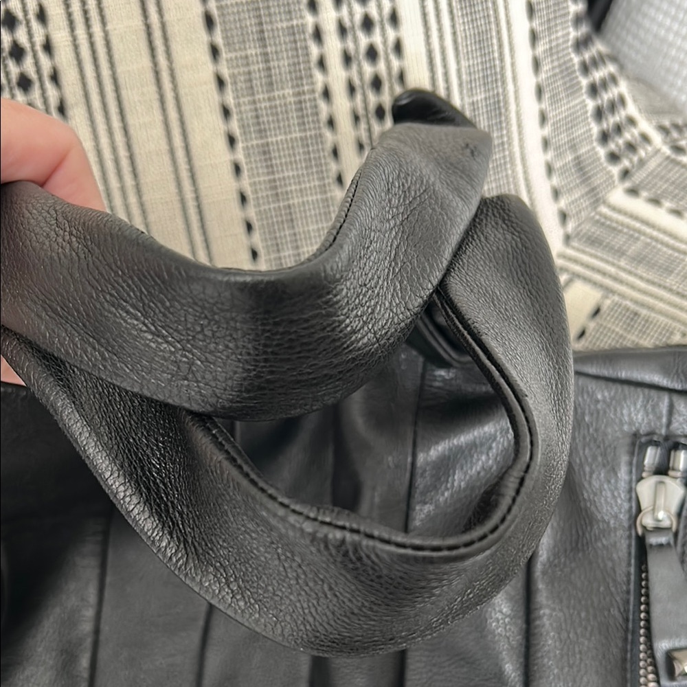 Elliot Lucca Black Leather shoulder bag - Picture 3 of 12